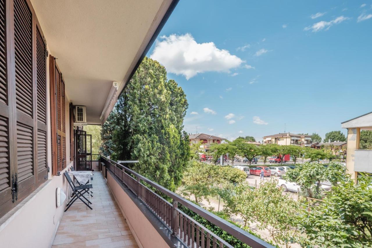 Casa Lugana 9 - Monolocale Con Piscina Fronte Lago Сирмионе Экстерьер фото
