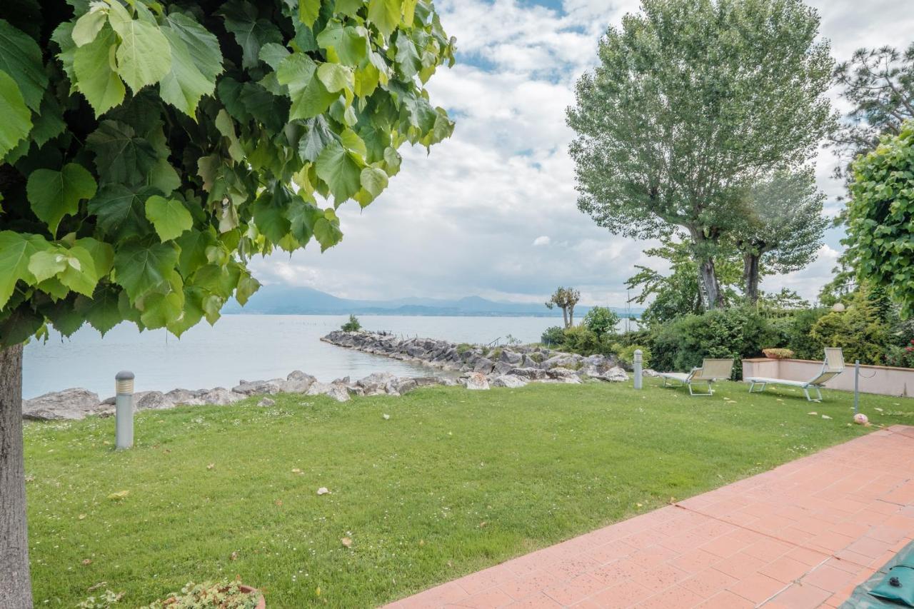 Casa Lugana 9 - Monolocale Con Piscina Fronte Lago Сирмионе Экстерьер фото
