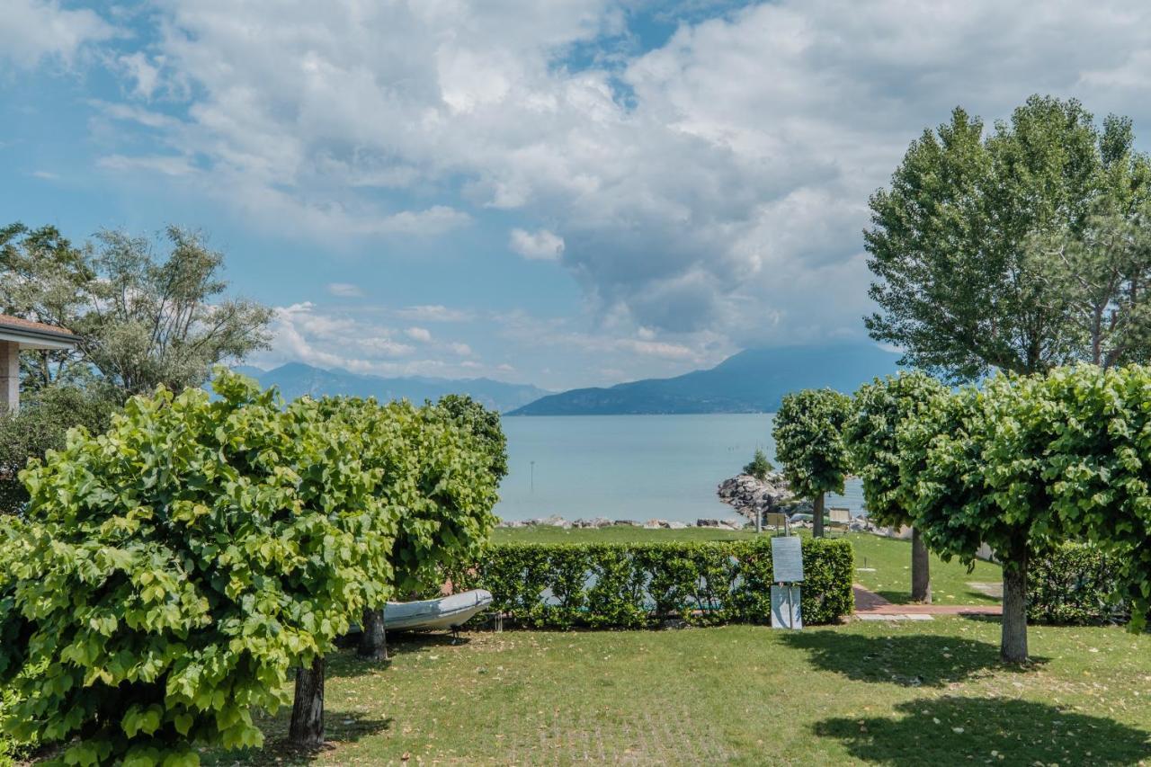 Casa Lugana 9 - Monolocale Con Piscina Fronte Lago Сирмионе Экстерьер фото
